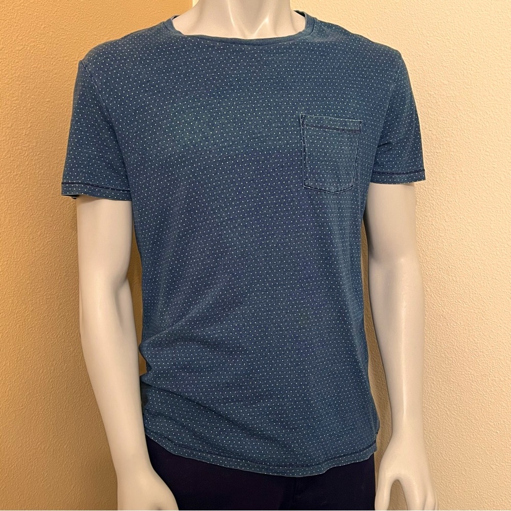 American Eagle Men’s Distressed Faded Indigo Polka Dot Pocket Tee